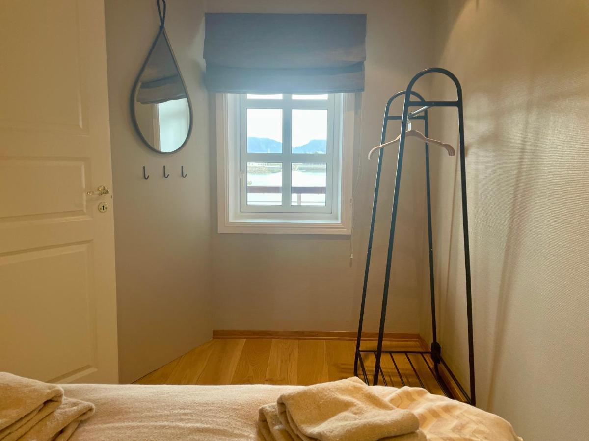 Svolvaer Harbour Sea View Apt Kültér fotó